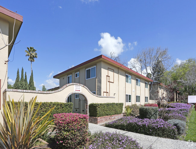 Community  Photo - Calaveras Corners/Calaveras Heights/Driftwood Rental