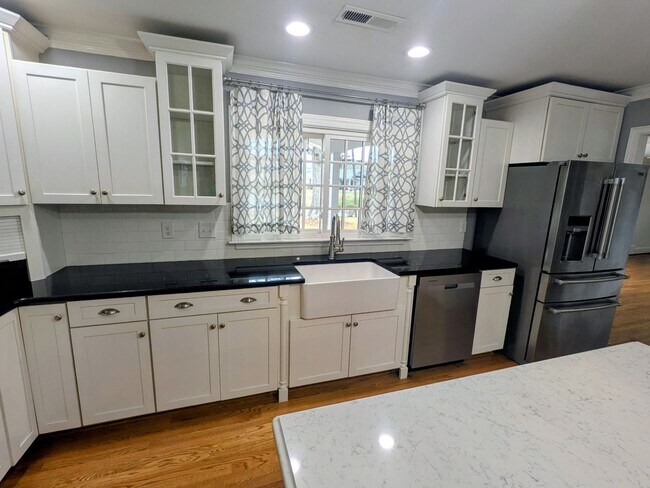 Photo - 524 W Mountain St