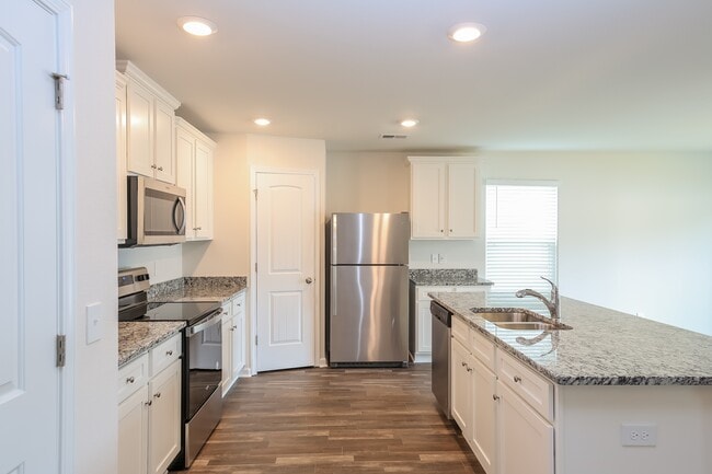 Photo - 6026 Mason Tucker Dr