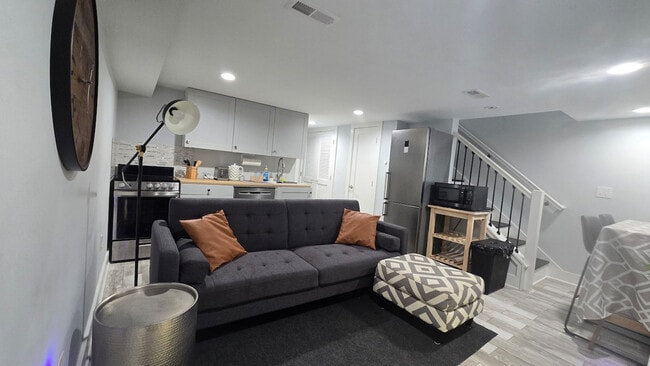 1673 Montello Ave NE Unit SI ID1588310P