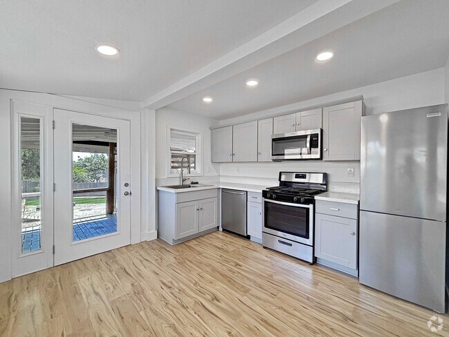 Building Photo - Charming 2BD/1BA Home in Cherokee Point W/...