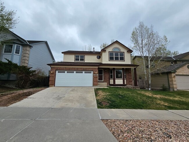 5 Bed 4 Bath Home on the West Side!! - 5 Bed 4 Bath Home on the West Side!!