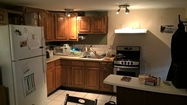 Photo - 684 Parker St Unit 1