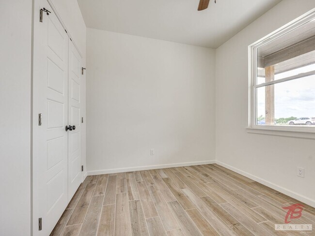 1321 Chisholm Trail
