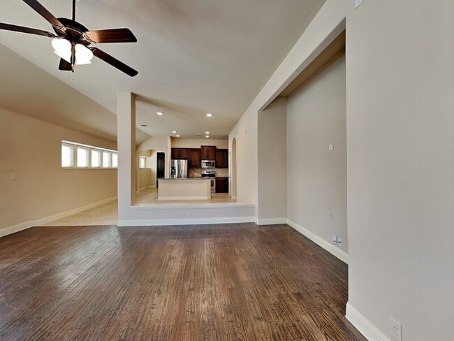 Photo - 1517 Yellowthroat Dr