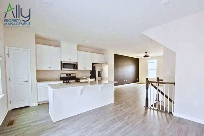 2424 Pocoson Wood Ct
