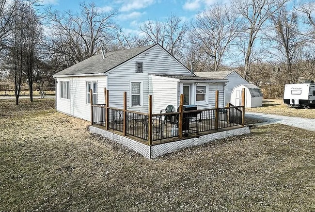 Photo - 329 S 64th St