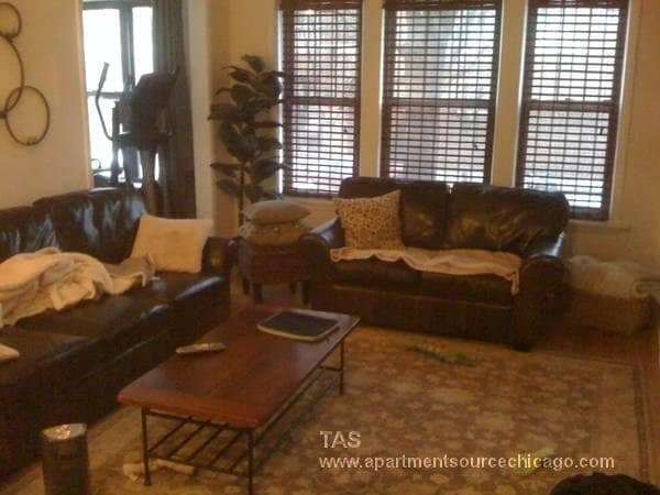 Photo - 1949 W Cuyler Ave Unit 3