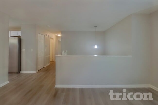 Photo - 111 Woodspur Rd