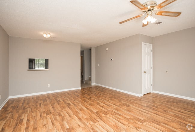 Photo - St. James Apartments