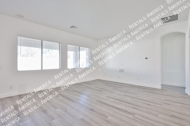 Photo - 10320 W Cashman Dr