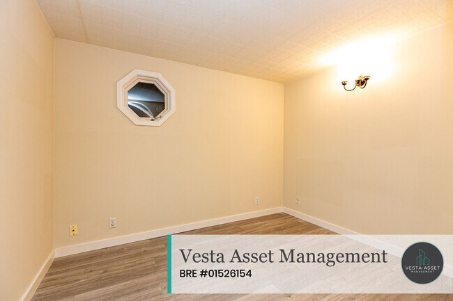 Photo - 1938-1940 Jefferson St Unit 1940A