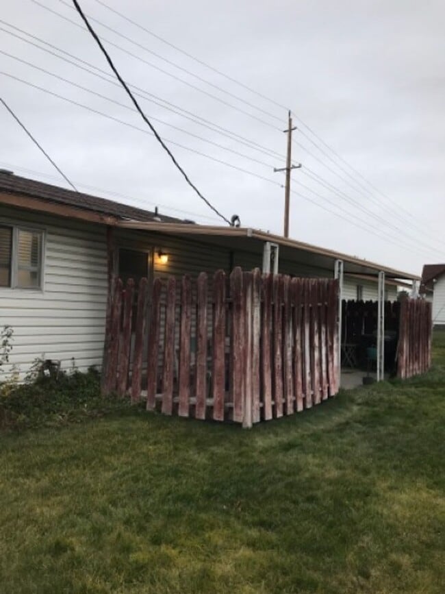 Photo - 276 Filer Ave