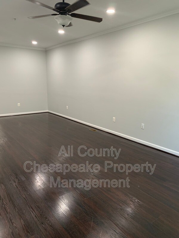 Photo - 303 Rustic Ct