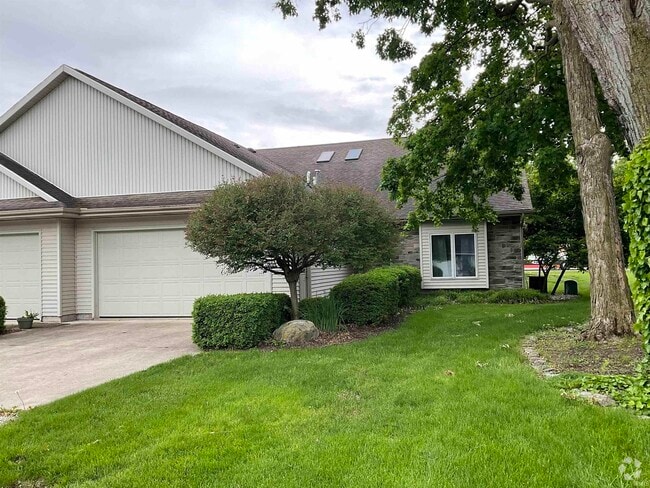 Building Photo - 4420 Manistee Dr Rental