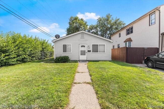 Building Photo - 27 W Garfield Ave Rental