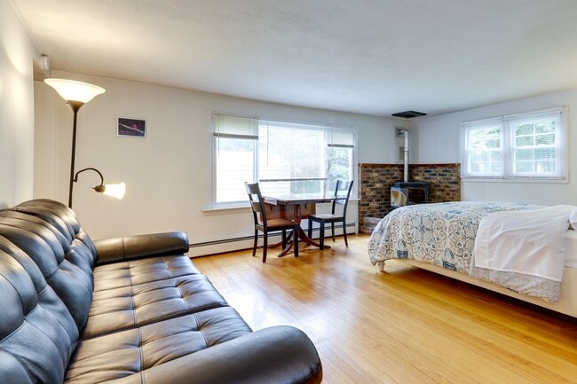 Photo - 44 Lakewood Dr Unit Lakewood