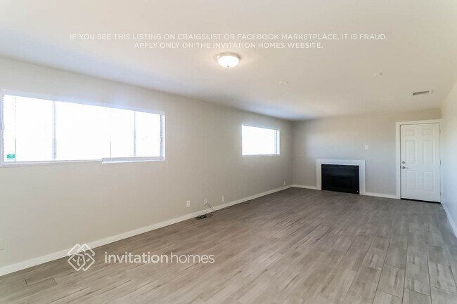 Photo - 2332 W Orchid Ln