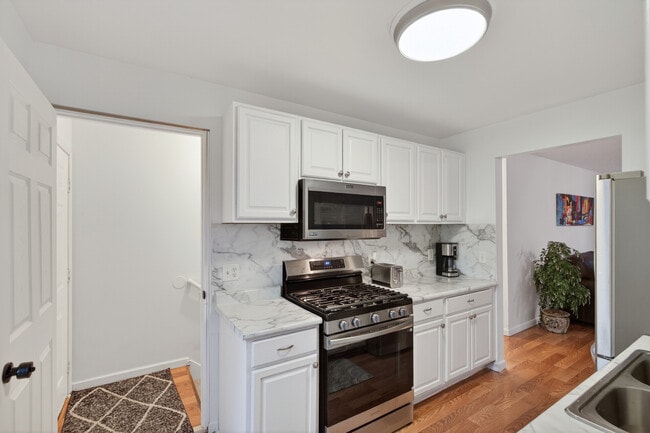 Photo - 8225 2nd Ave S