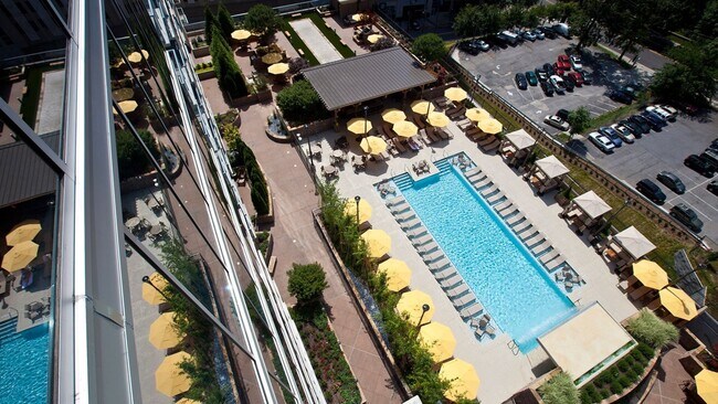 Photo - 77 12th St NE Unit 816.171406