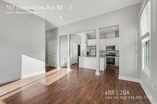 707 Livingston Ave NE Unit 2