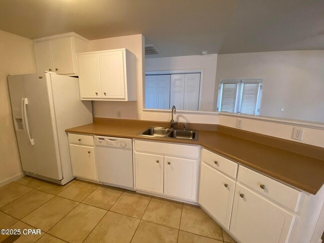 Photo - 3555 Brentwood Pl