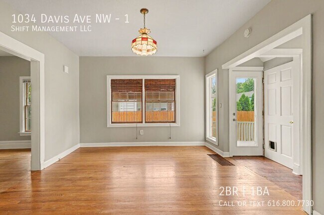 Photo - 1034 Davis Ave NW Unit 1