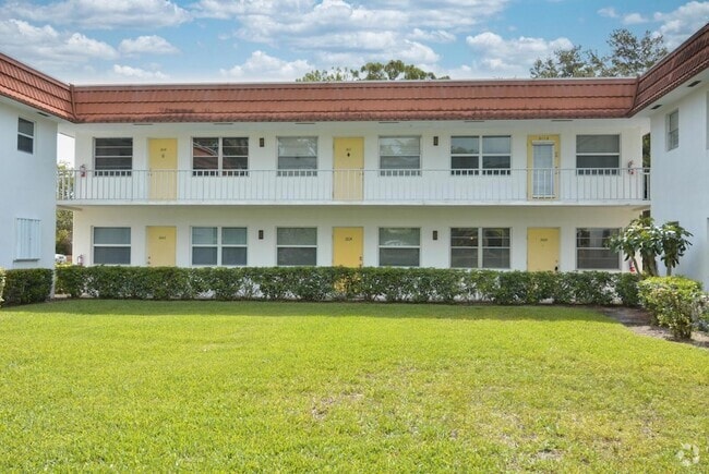 Building Photo - 1225 NW 21st St Unit 21-2105 Rental