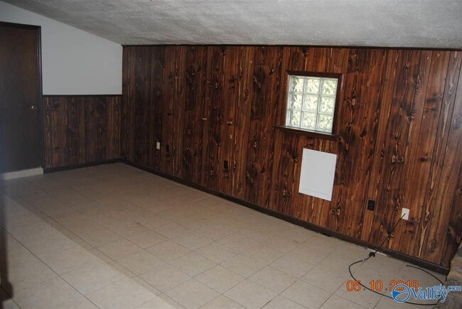 Photo - 3052 Boswell Dr NW