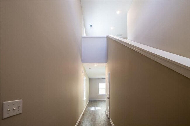 Photo - 2088 Nuthatch Dr