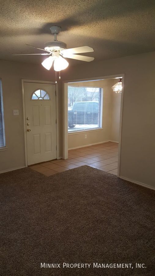 Photo - 9608 Elmwood Ave
