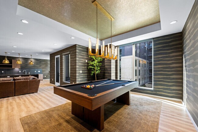 Photo - The Seventeen Hundred on East