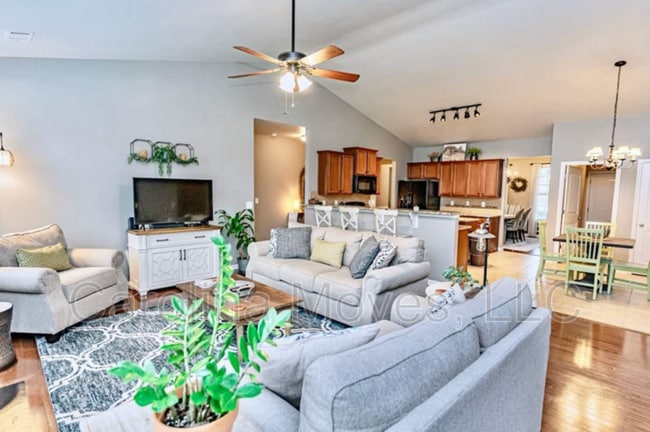 Photo - 224 Reedy Springs Ln