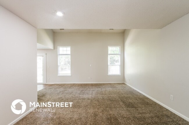 Photo - 4024 Village Trace Blvd