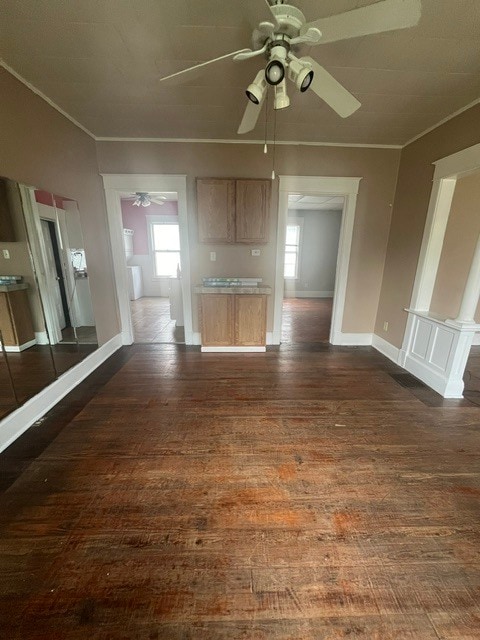 1009 W Neely Ave