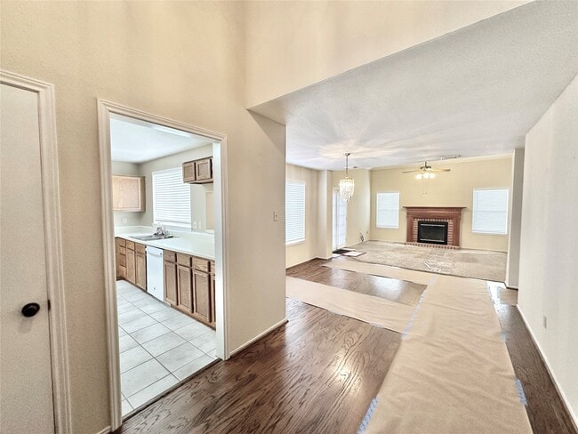 Photo - 16827 Ashbridge Ct