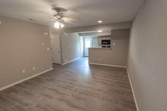 Photo - 4001 Snowy Owl Dr