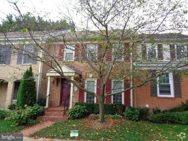 Building Photo - 9811 Burke Pond Ln Rental