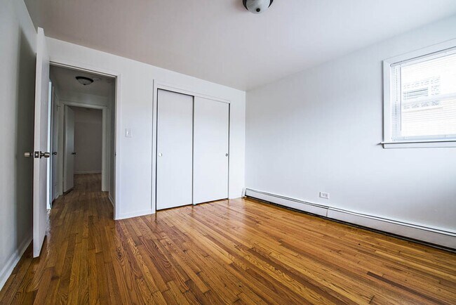 14119 S Tracy
