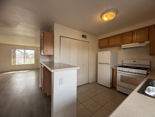Photo - 6211 Meadow Haven Ln