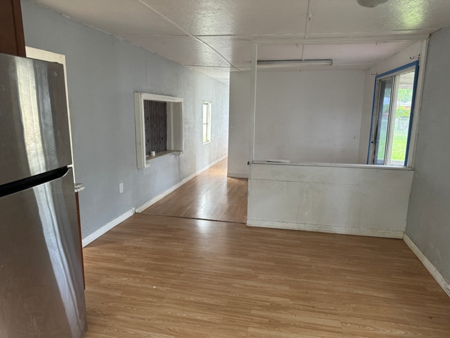 Photo - 135 Cypress St SW