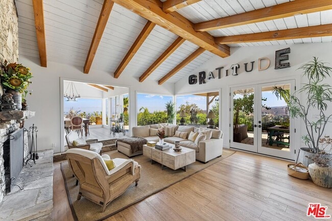 Photo - 4530 San Blas Ave