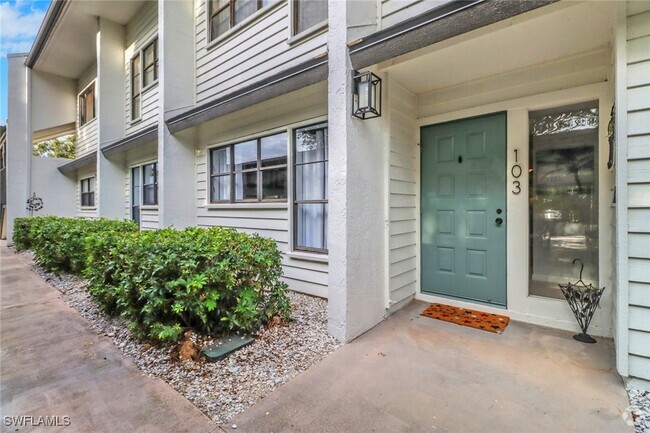 Building Photo - 16466 Timberlakes Dr Unit 103 Rental