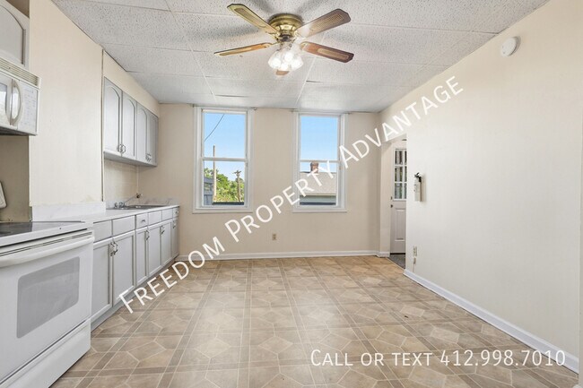 Photo - 301 Linnview Ave