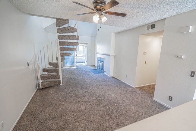Photo - Spacious 1-Bedroom Condo with Loft PLUS Bo... Unidad 166