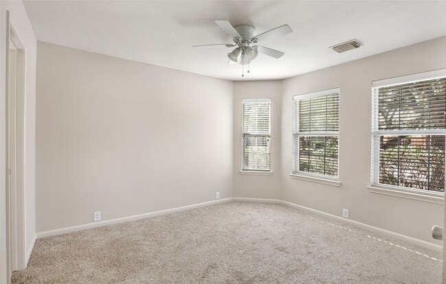 Photo - 2822 Foster Hill Dr