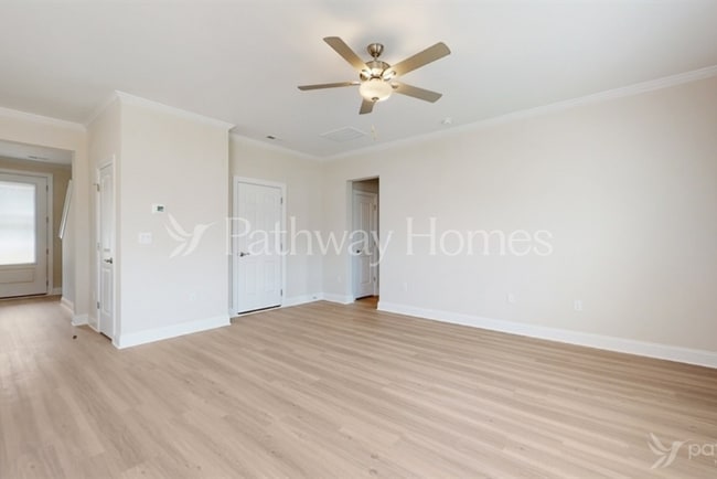 Photo - 129 Tanner Lp