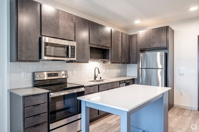 1BR, 1BA - 702SF - Kitchen - Revelry