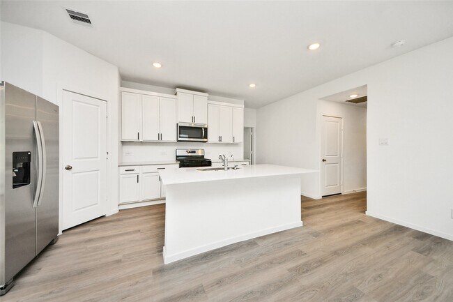 Photo - 27458 Serene Pne Dr