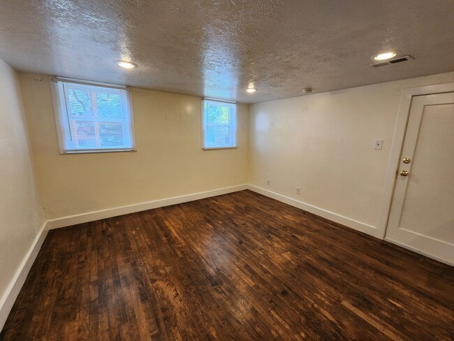 Photo - 268 E 6th Ave Unit #266 Downstairs